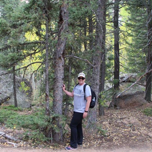 Meet your Posher, Suzanne - Picture 1 of 1